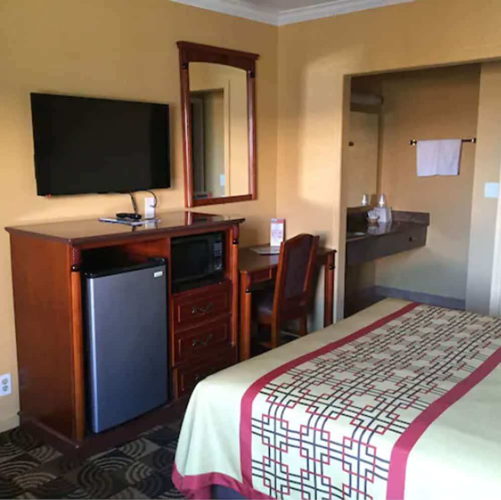 National City Motel photo 4