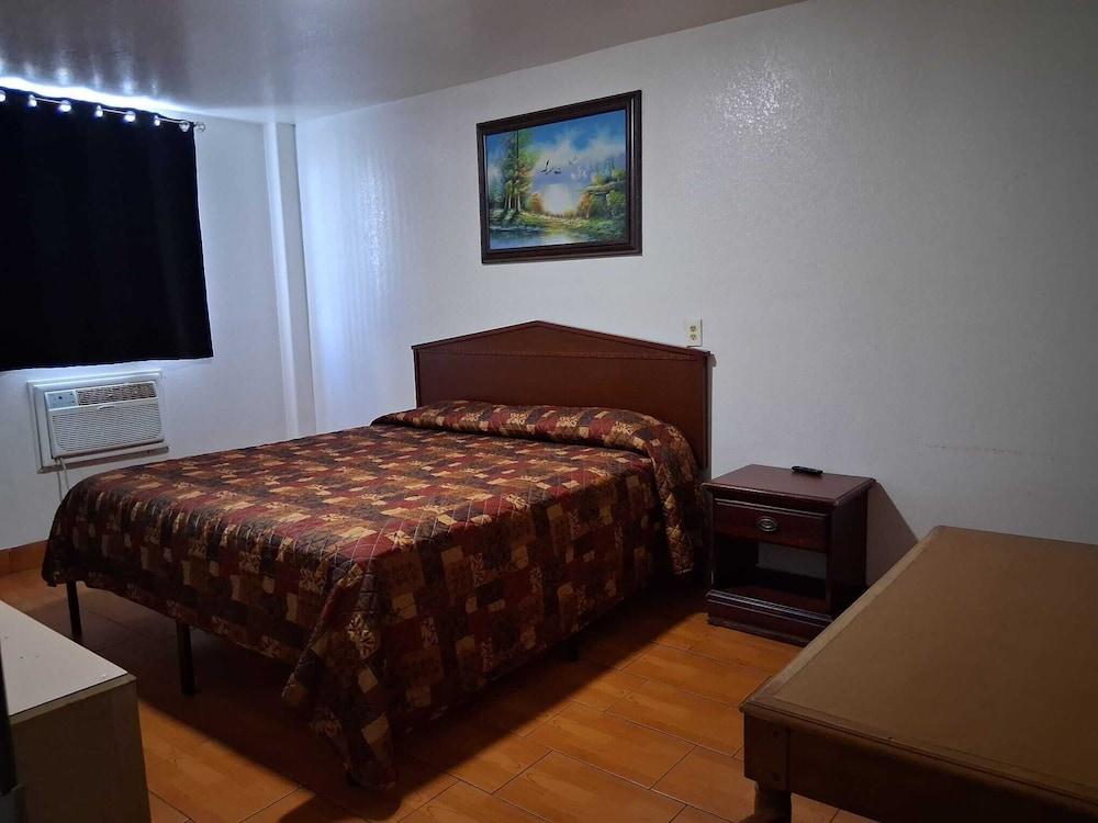 Hotel O Colonial Inn Brownsville Tx photo 15