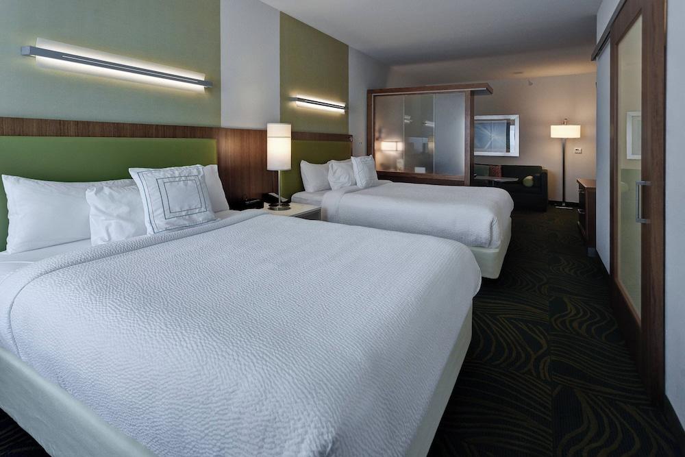 Springhill Suites Wichita Airport photo 12