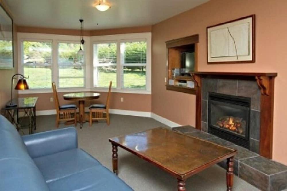 Little River Inn photo 6