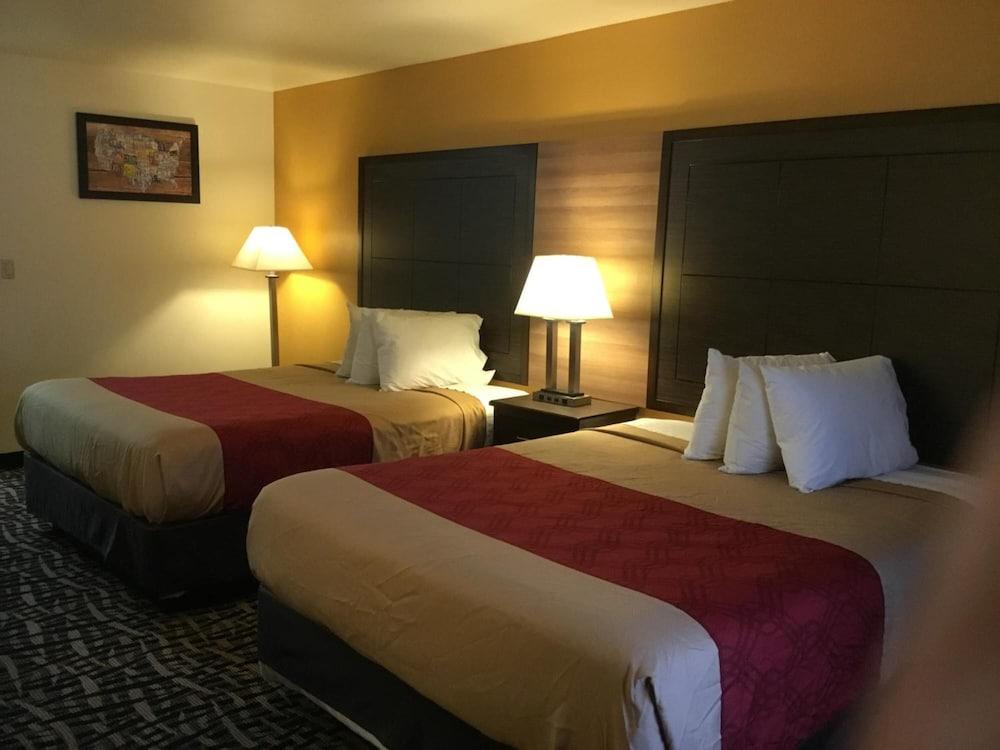 Executive Inn photo 19