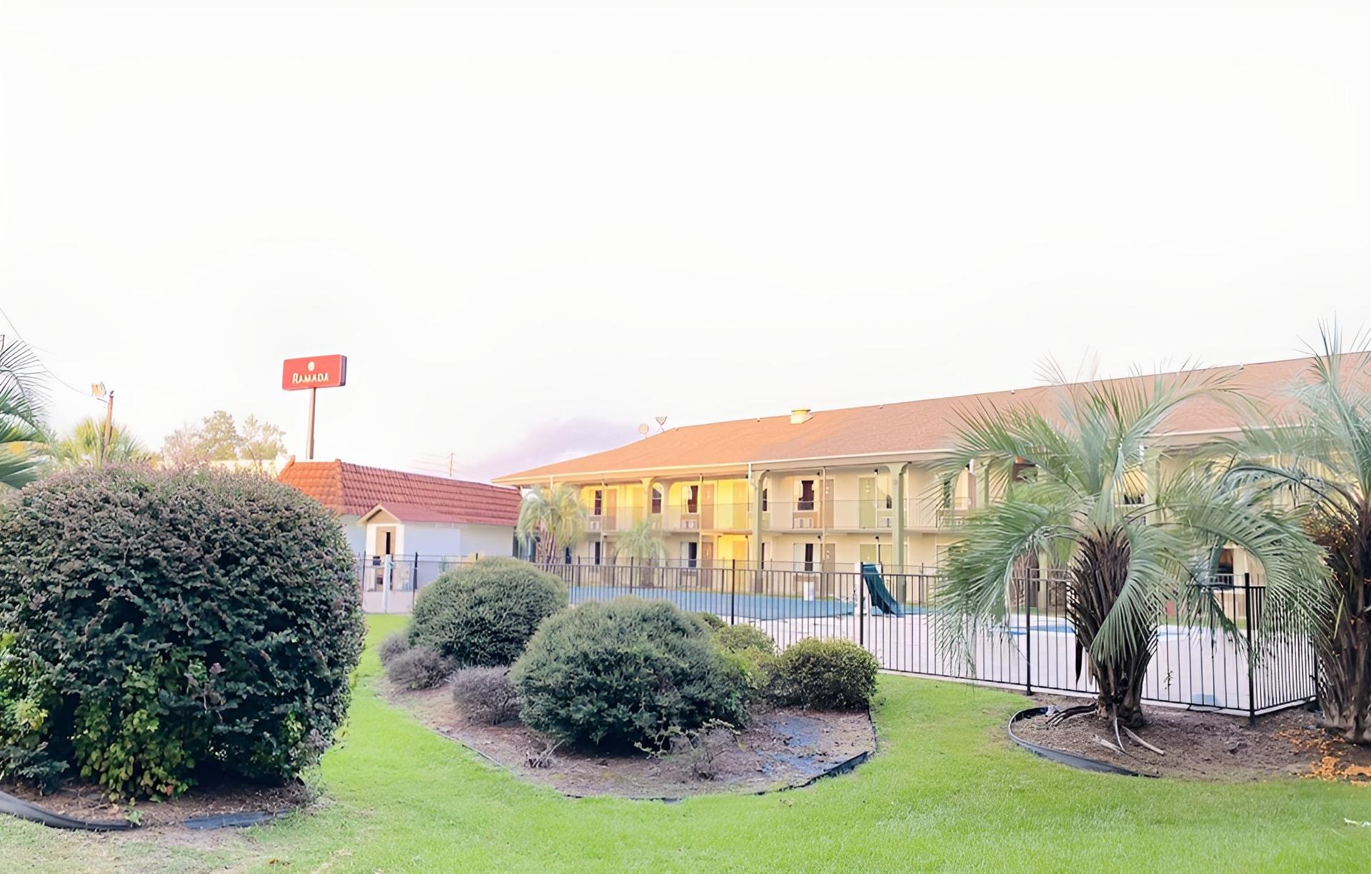 Ramada by Wyndham Walterboro photo 56