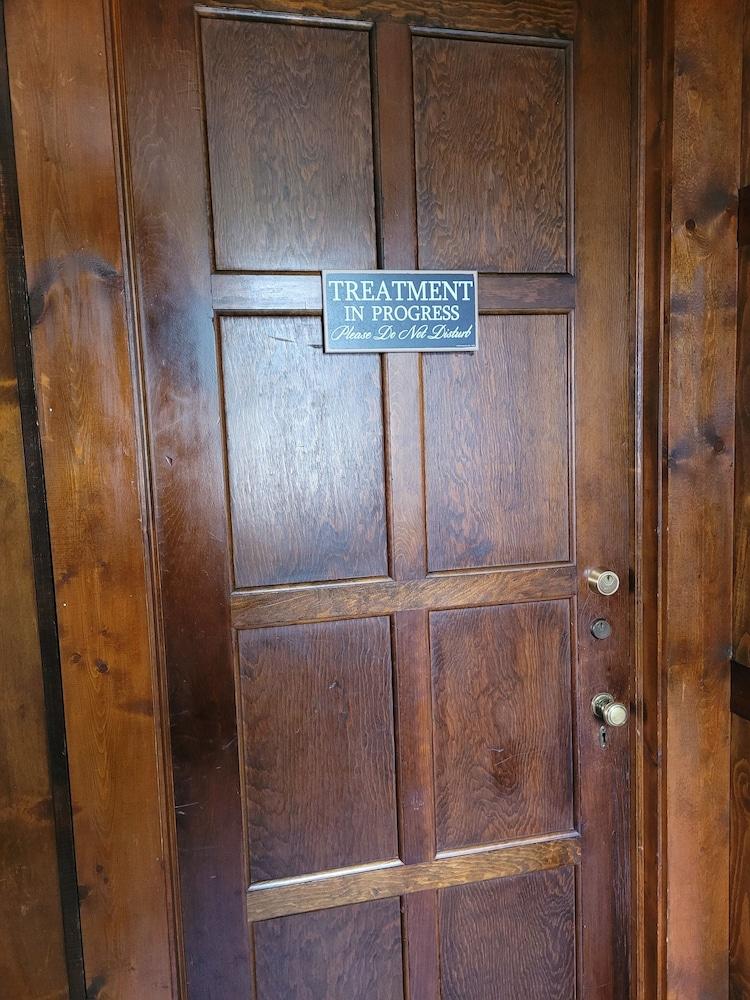 The Brewery Lodge Hotel photo 11