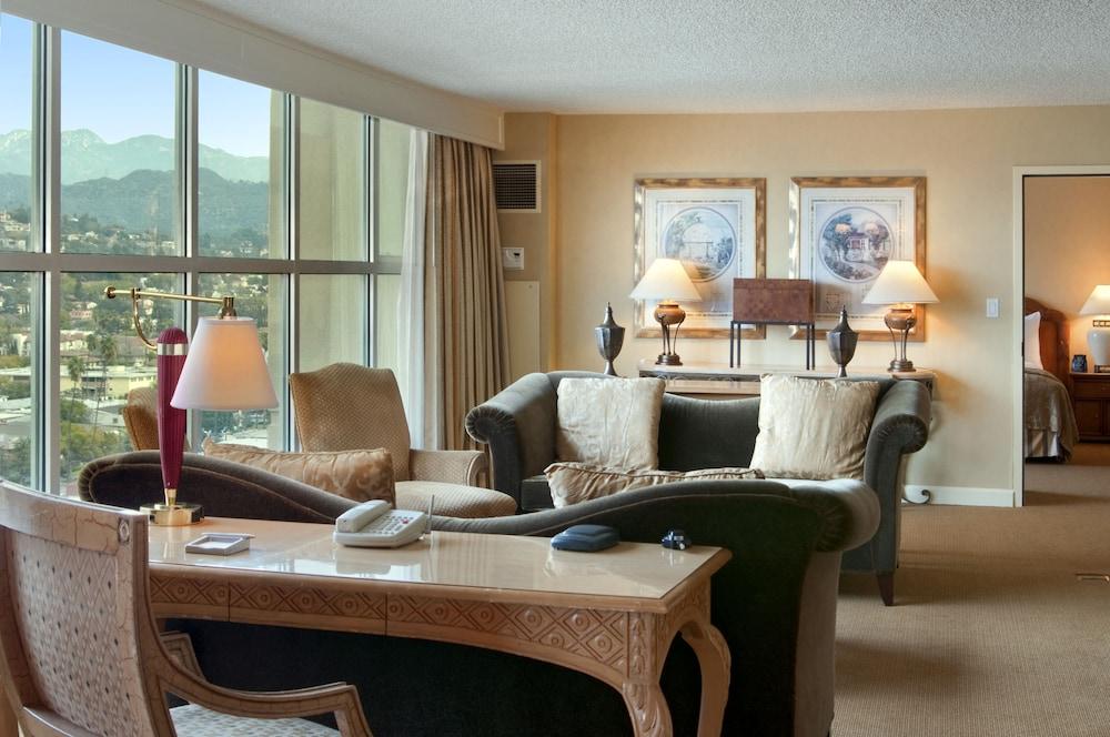 Hilton Los Angeles North/Glendale photo 14