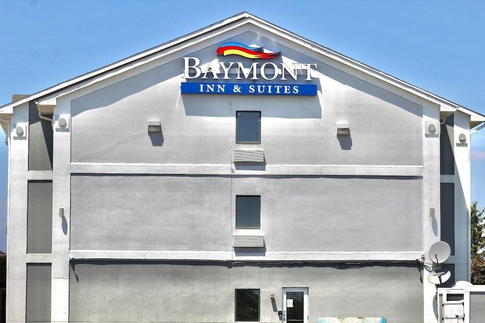 Baymont by Wyndham Anderson photo 48