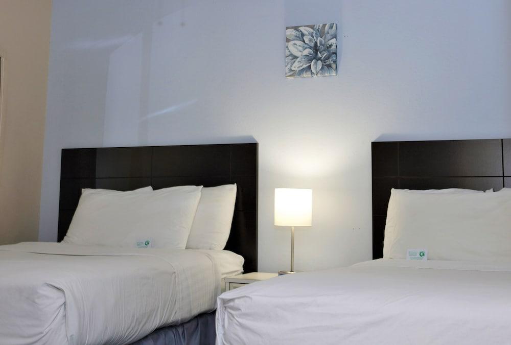 Victoria Palms Inn & Suites photo 12