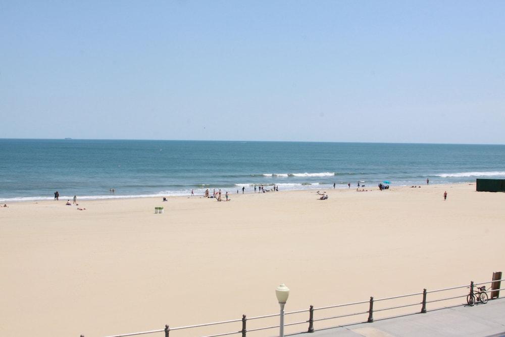The Barclay Towers Resort Hotel photo 34