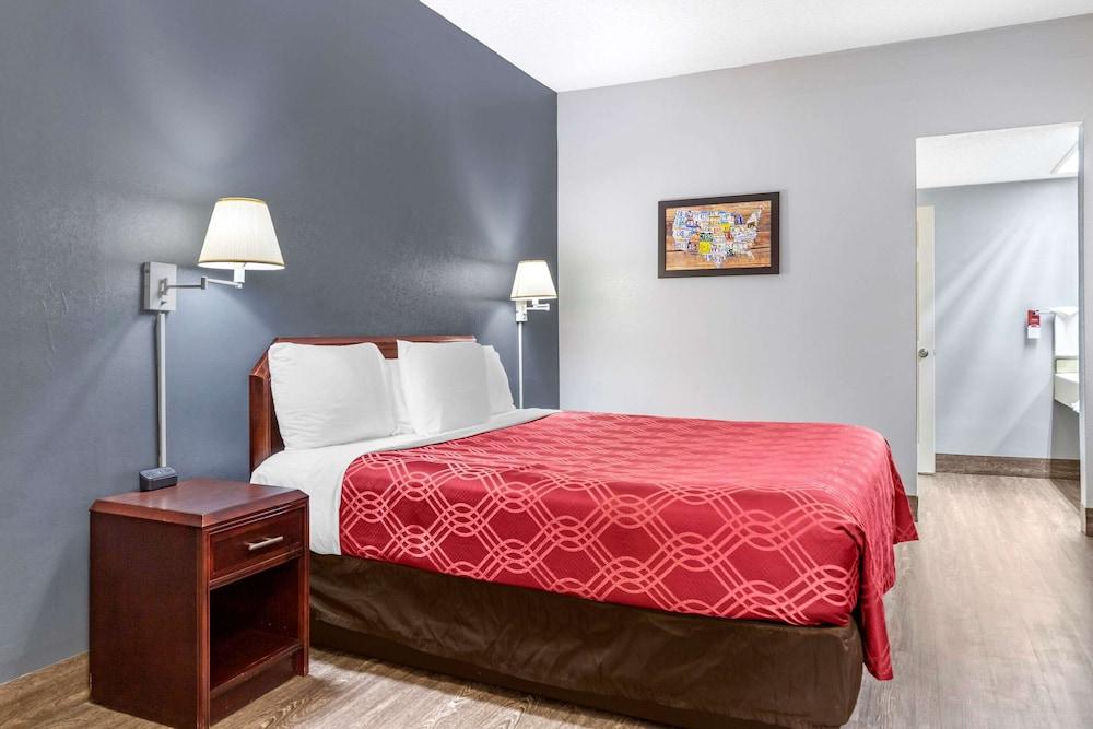 Econo Lodge Junction photo 12