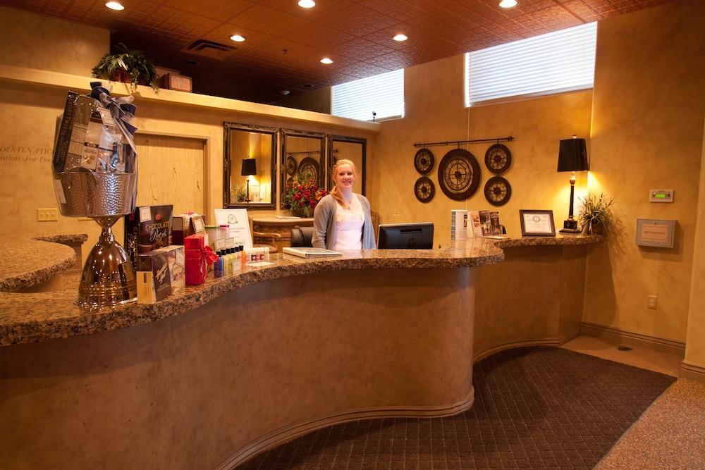 Destinations Inn photo 6