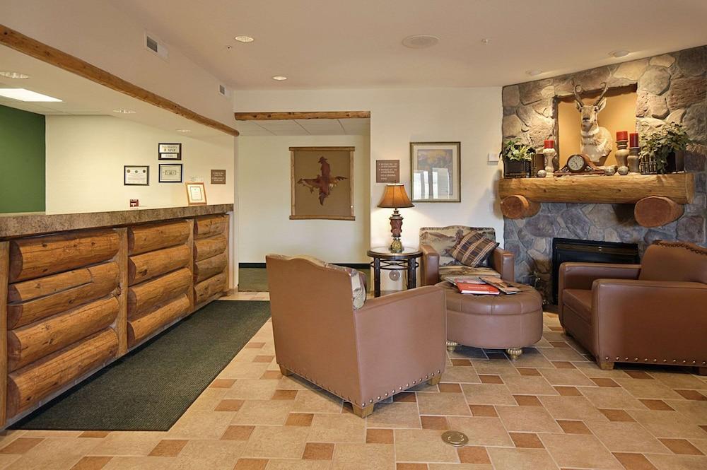 Super 8 by Wyndham Wheatland Wyoming photo 4