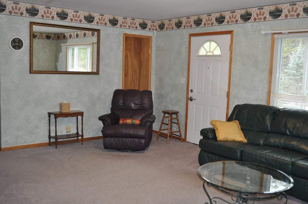 Red Moose Lodge photo 34