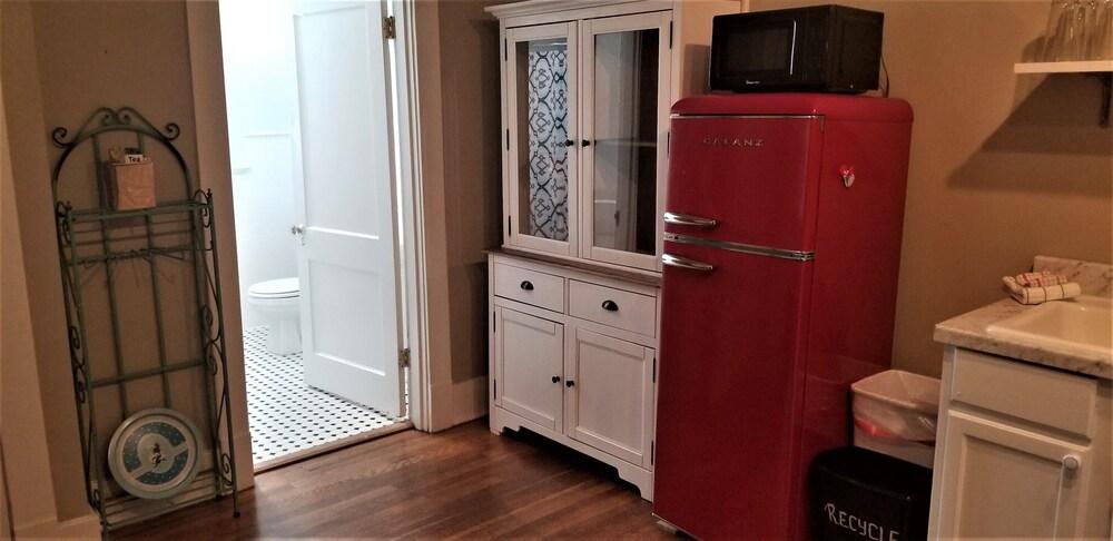 Belvedere Manor photo 23