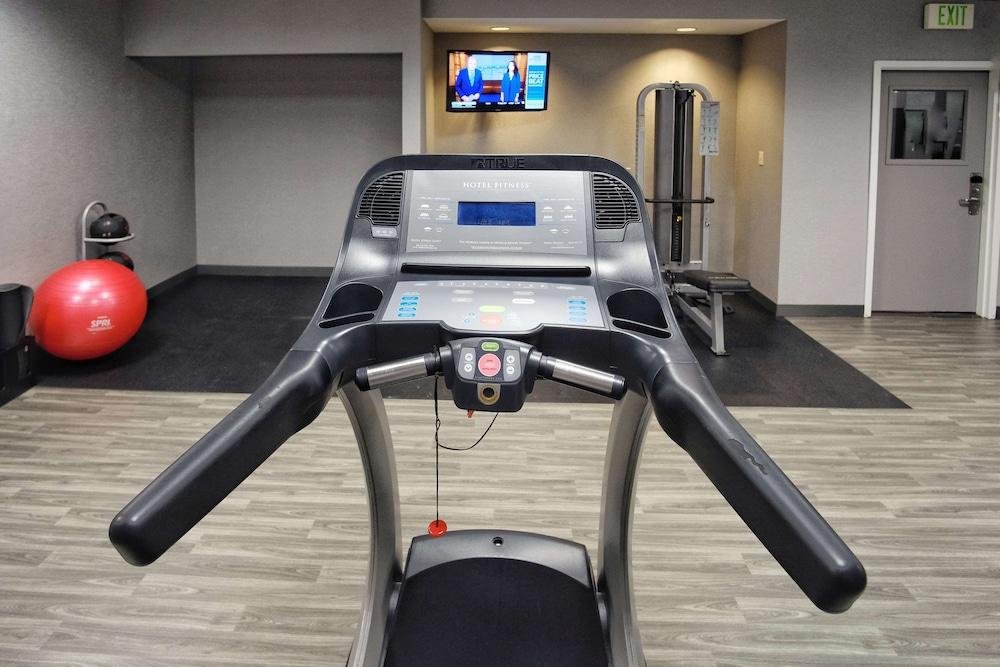 Hampton Inn Oklahoma City/Yukon photo 44
