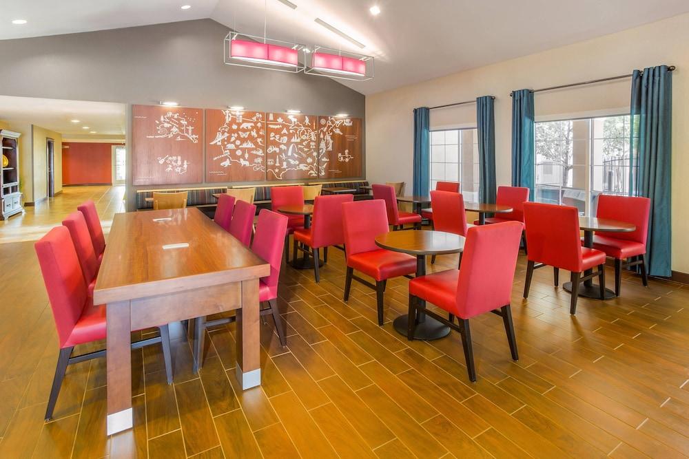 TownePlace Suites by Marriott Tucson Airport photo 22