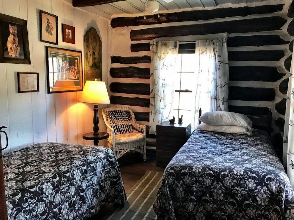 Wilderness Lodge photo 13