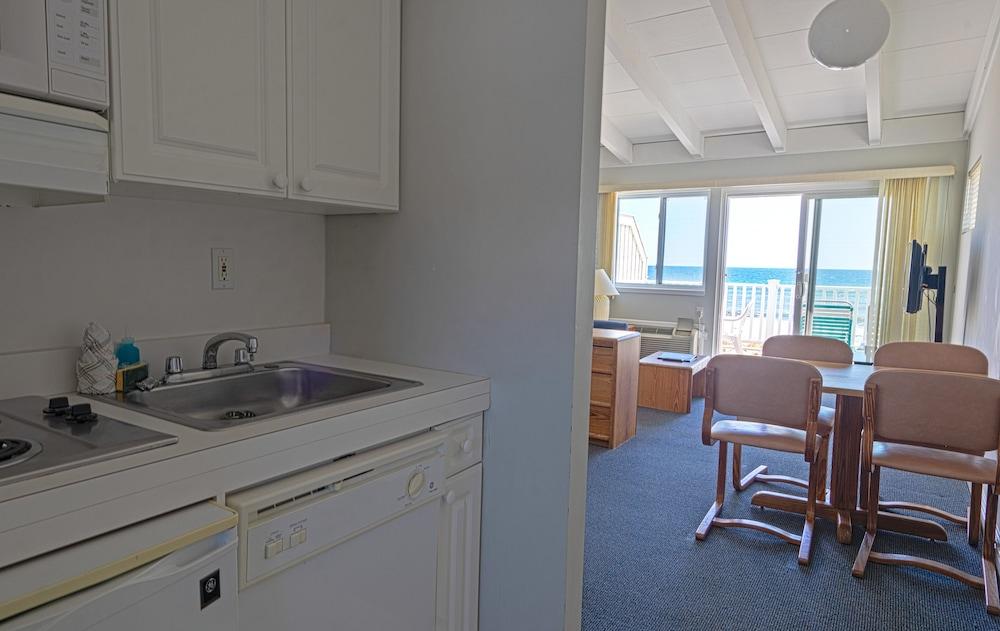 Sea Crest Resort photo 26