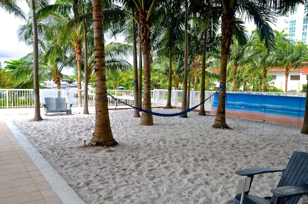 Riviera Luxury Living at River Oaks Marina and Tower photo 12