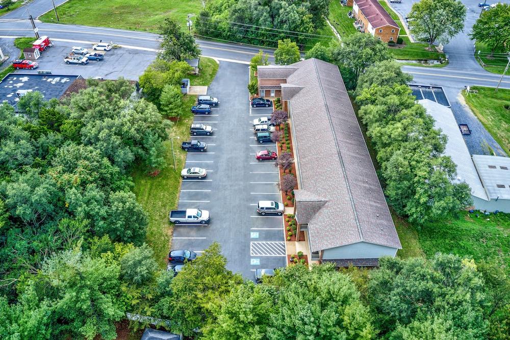Affordable Suites of America Harrisonburg photo 63