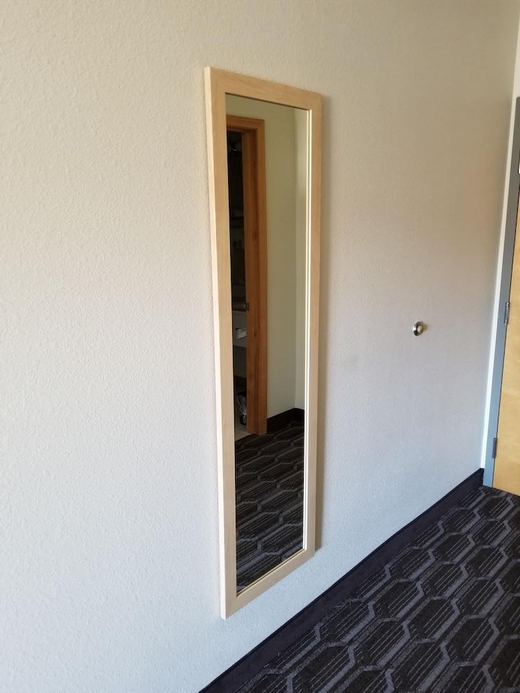 Baymont by Wyndham Noblesville photo 12