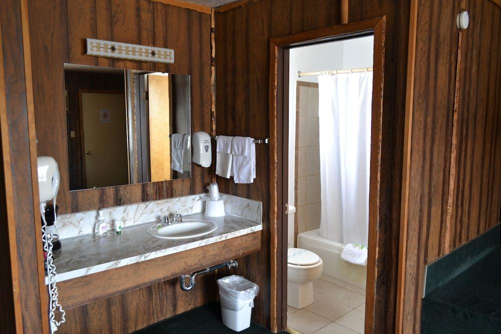 The Village Inn Motel and Restaurant photo 18