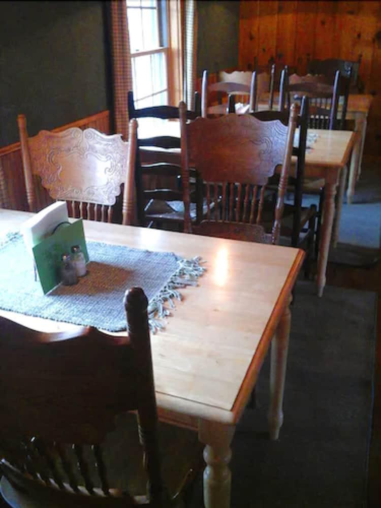 Heritage Inn photo 2