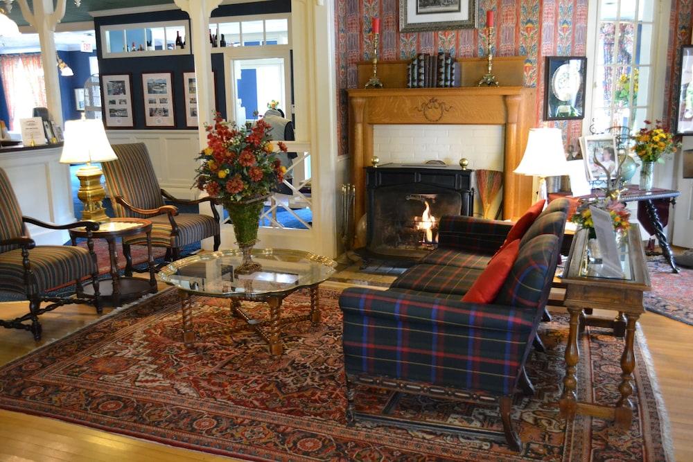 Stafford's Bay View Inn photo 3
