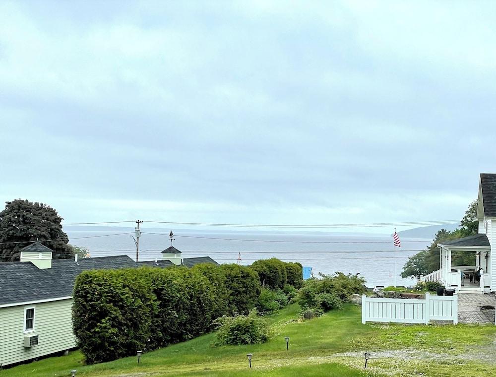Seascape Motel & Cottages photo 71