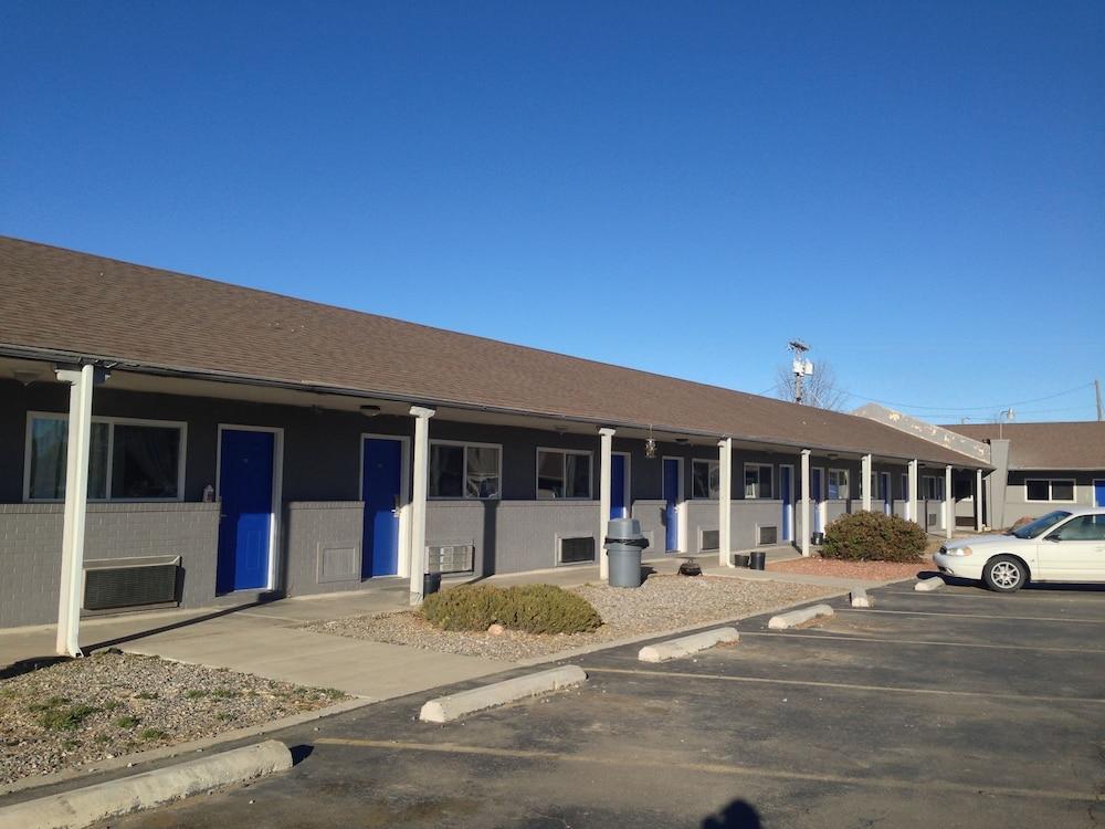 Four Corners Inn photo 21