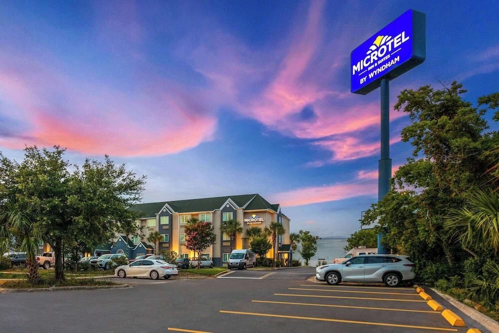 Microtel Inn & Suites by Wyndham Panama City photo 45