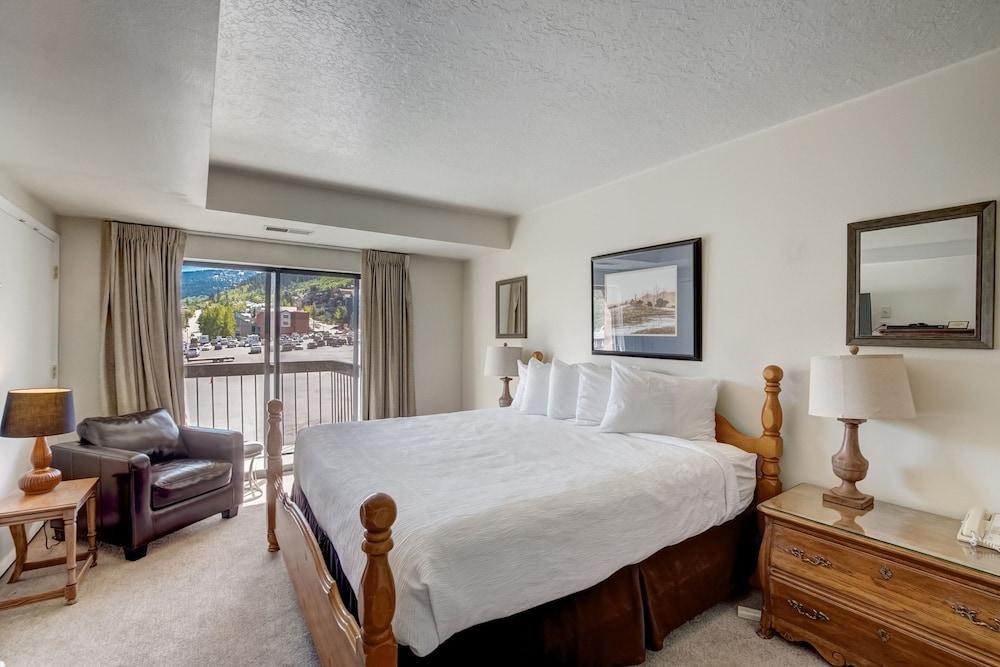 Shadow Ridge by All Seasons Resort Lodging photo 44