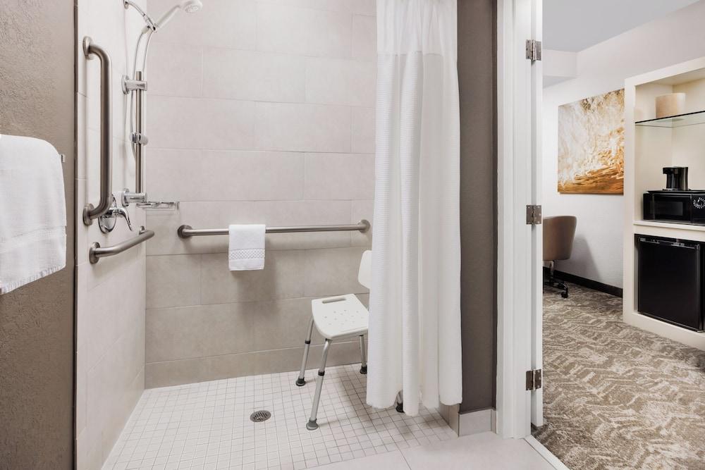 Springhill Suites by Marriott Warwick photo 17