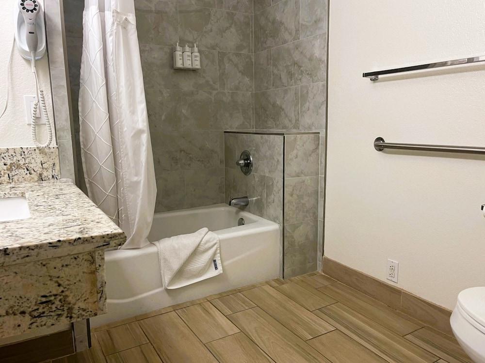 Americas Best Value Inn & Suites Joshua Tree National Park photo 72