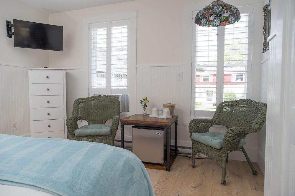 Marginal Way House Hotel photo 37