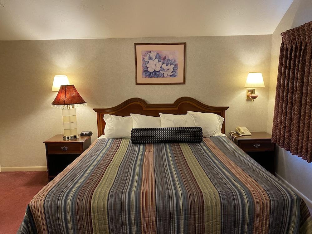 Economy Lodge photo 15