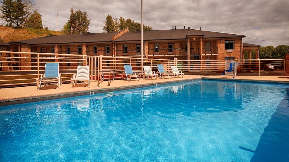 Bryson Inn photo 11