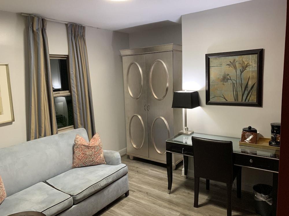 L.A. Sky Boutique Hotel photo 11