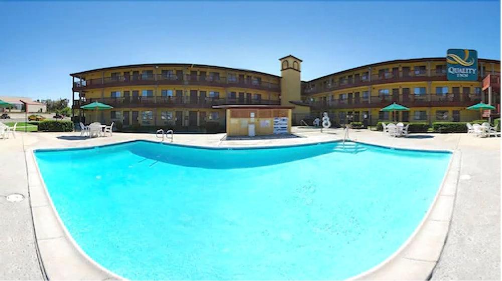 Quality Inn San Bernardino - Loma Linda photo 5