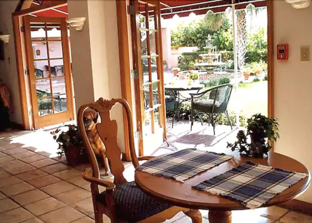 The Inn at Cocoa Beach photo 2