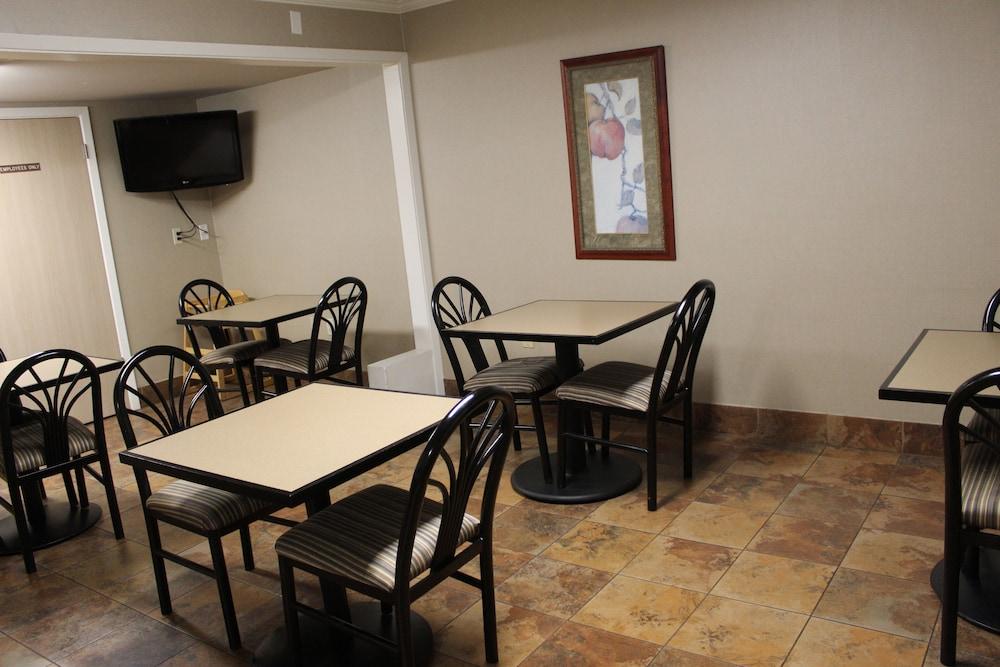 Quality Inn Conway - Greenbrier photo 43