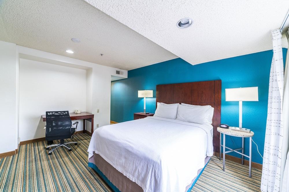 Metro Phoenix Extended Stay photo 45