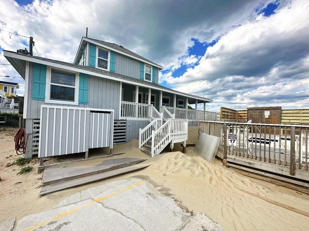 SandSpur Ocean Cottages photo 94