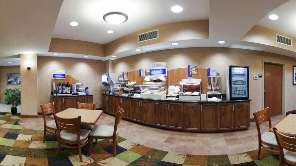 Holiday Inn Express Rawlins by IHG photo 24