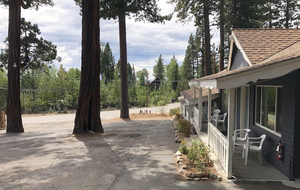 Tahoe Vistana Inn photo 61