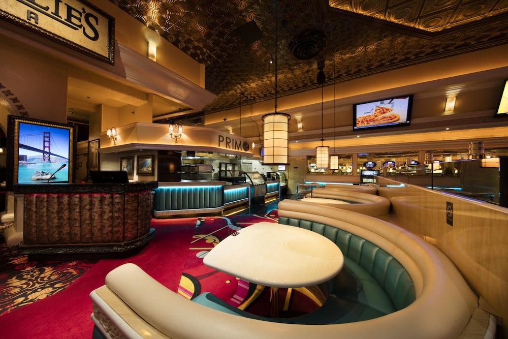 Western Village Inn & Casino by Peppermill Resorts photo 14
