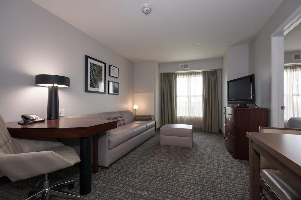 Residence Inn Marriott Concord photo 14