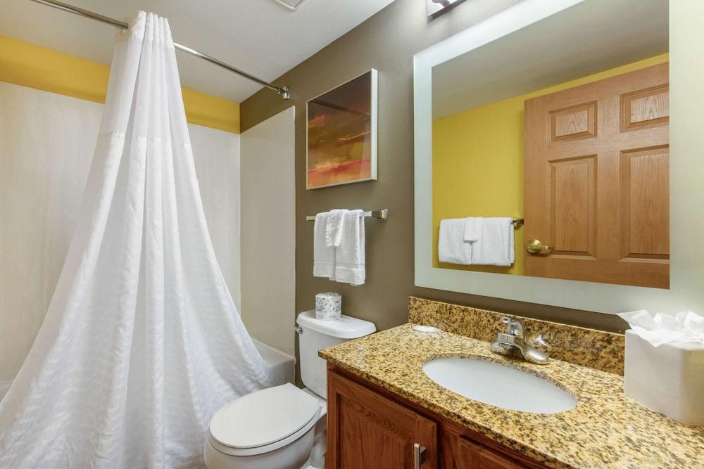 Suburban Studios Birmingham Homewood I-65 photo 9