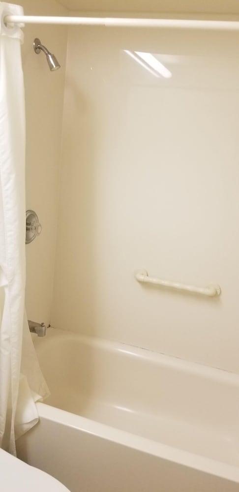 Tomac Motor Inn photo 5