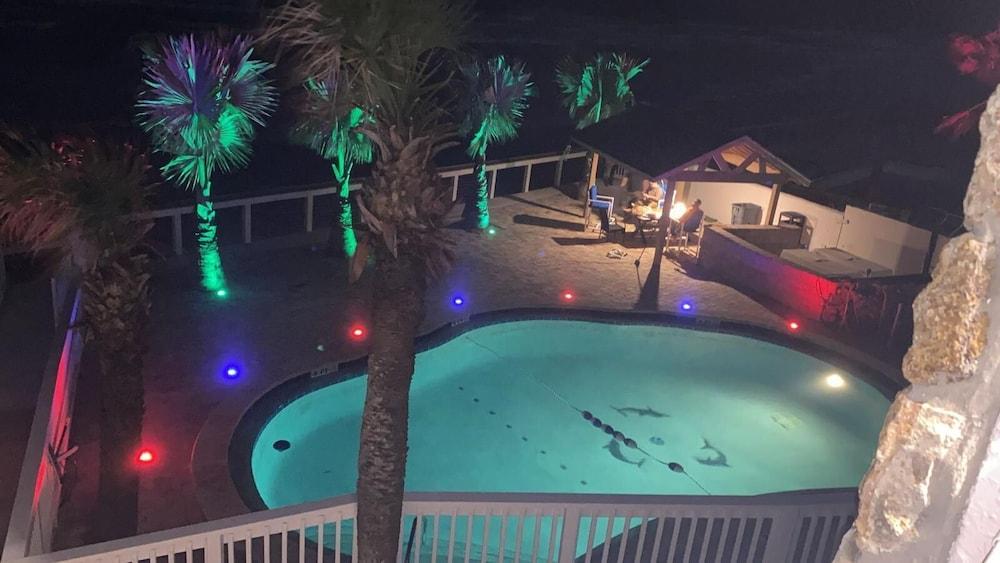 Flamingo Inn Beachfront photo 53