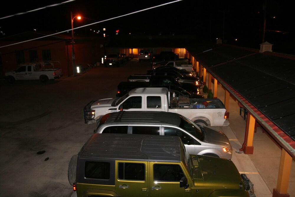 Budget Inn photo 18