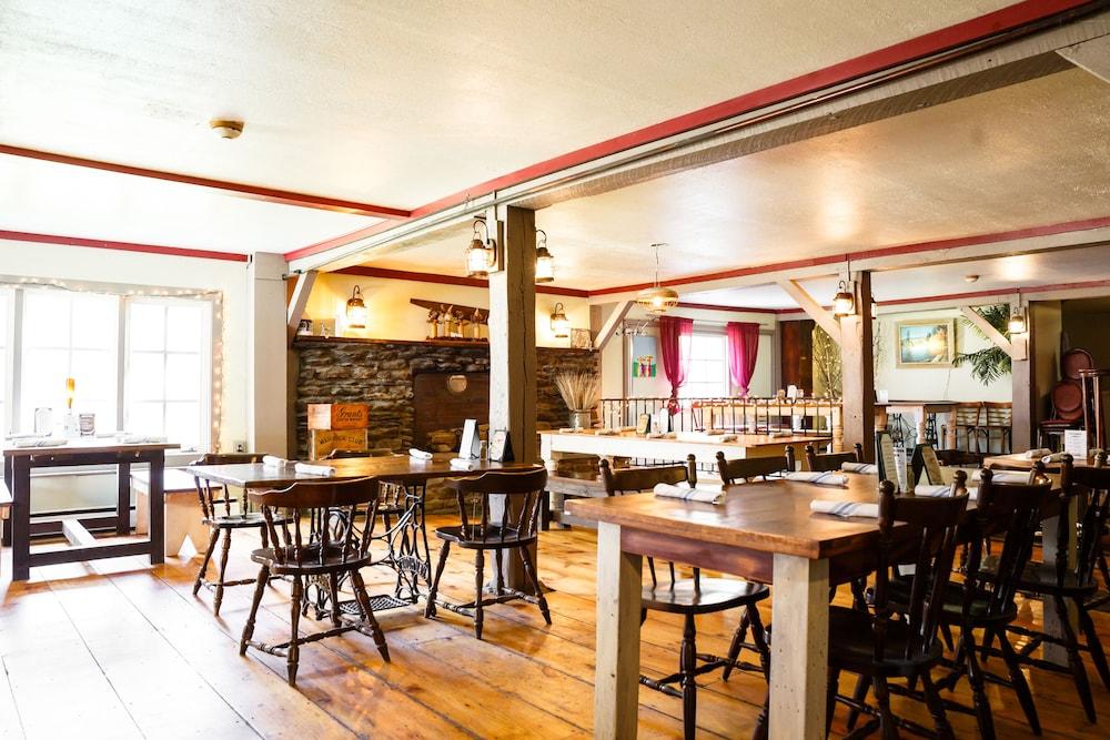 Clear River Inn photo 56